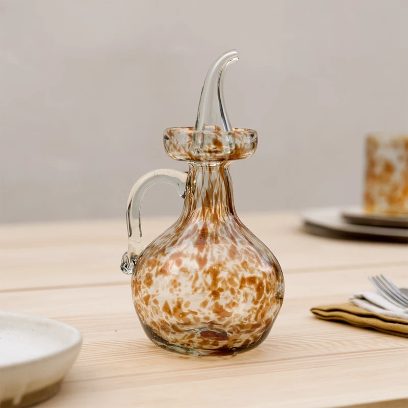 Sineu hand-blown glass oil bottle