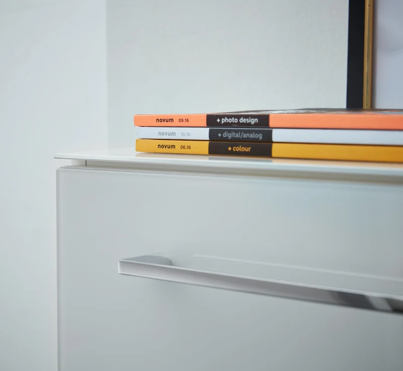Büro-Set 5-teilig | Glasfront Abschließbar Soft-Close | Schreibtisch, Container, 2 Schränke, Regal
