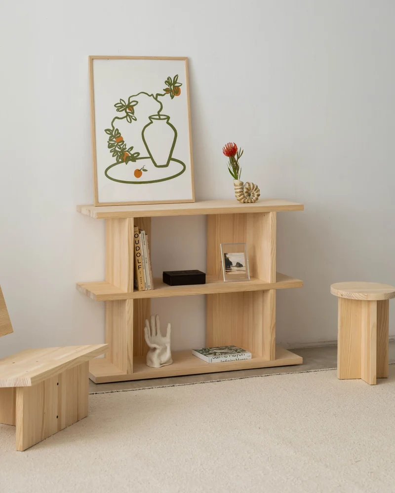 Castell solid wood bookcase 106.5 x 77.8 cm