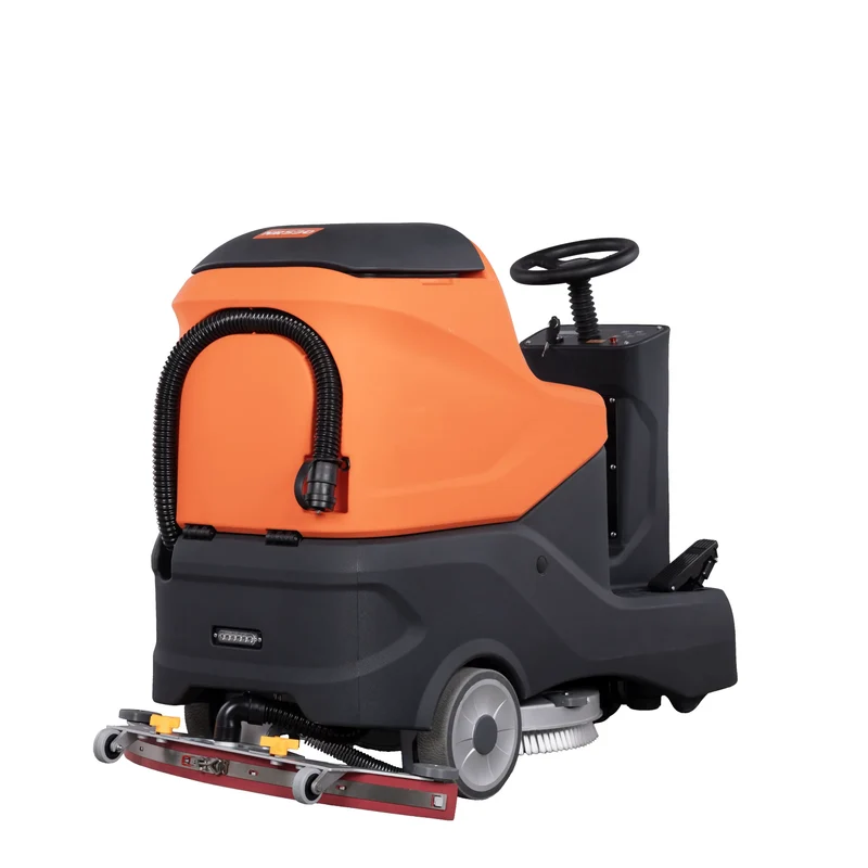 Aufsitz-Scheuersaugmaschine SCRUBBER-M mit 530 mm Bürsten