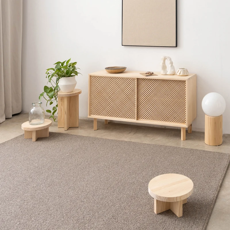 Fonda wool rug available in various sizes and colours