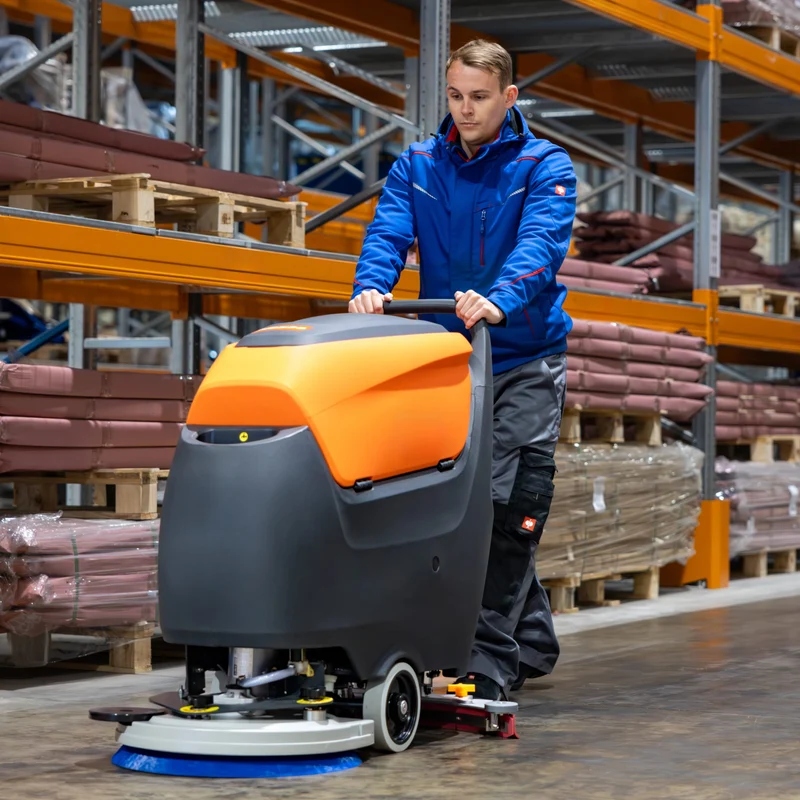 Handgeführte Scheuersaugmaschine SCRUBBER-S mit 530 mm Bürsten