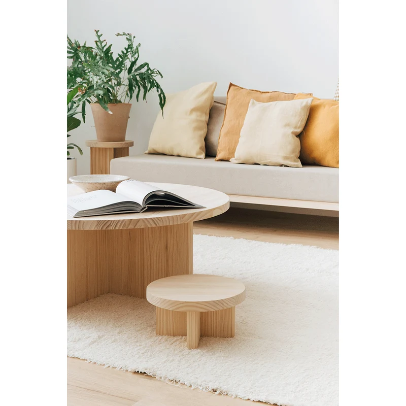 Mola - Low stool in natural wood 15 cm
