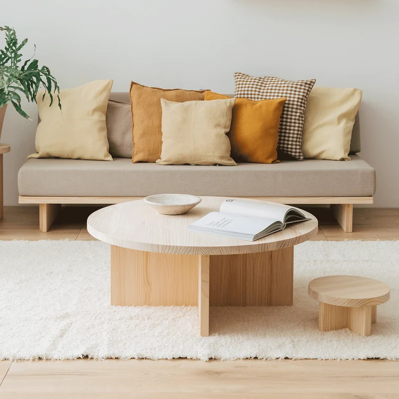 Turqueta - Round coffee table in solid wood 85 cm
