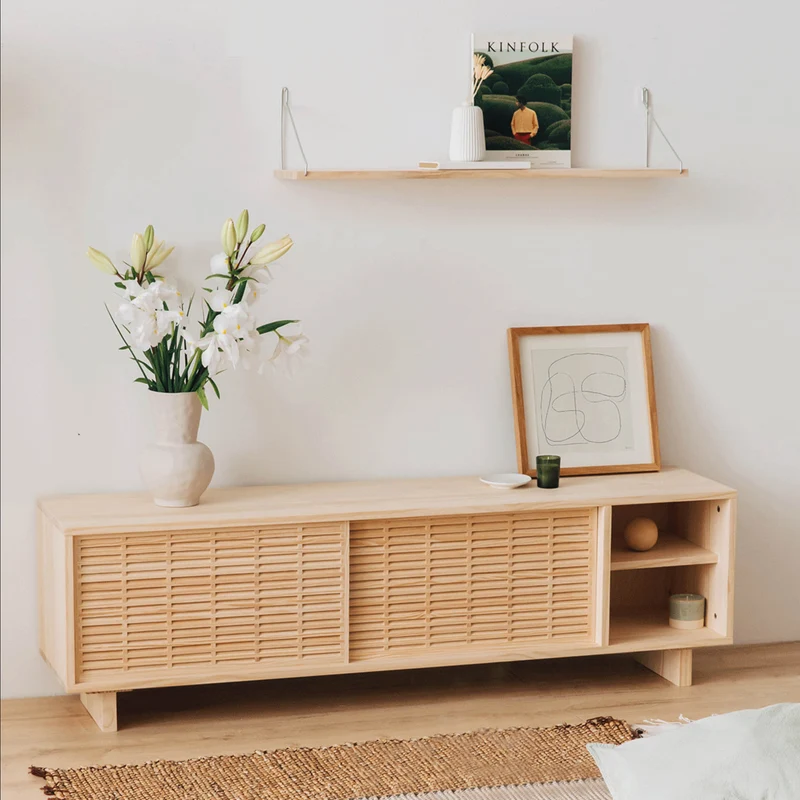 Galera TV stand of pine with 2 mallorquina doors 150 cm