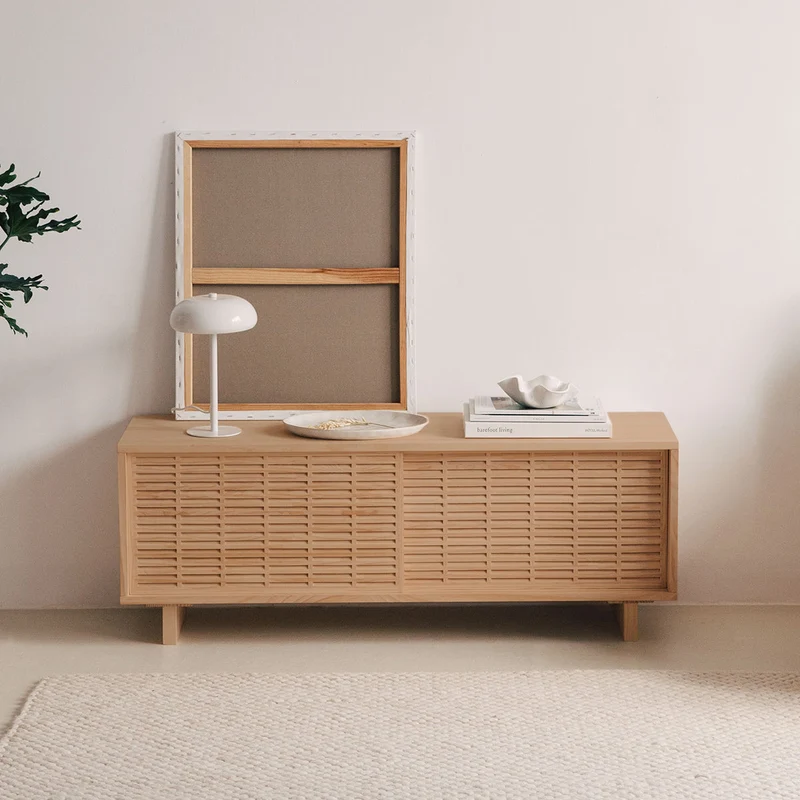 Moraira TV stand of pine with 2 mallorquina doors 120 cm