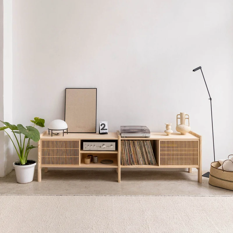 Medium Mendia TV furniture in solid wood for vinyl records 2 doors 201 cm