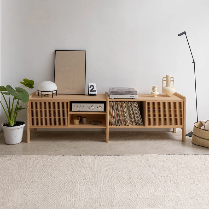 Medium Mendia TV furniture in solid wood for vinyl records 2 doors 201 cm