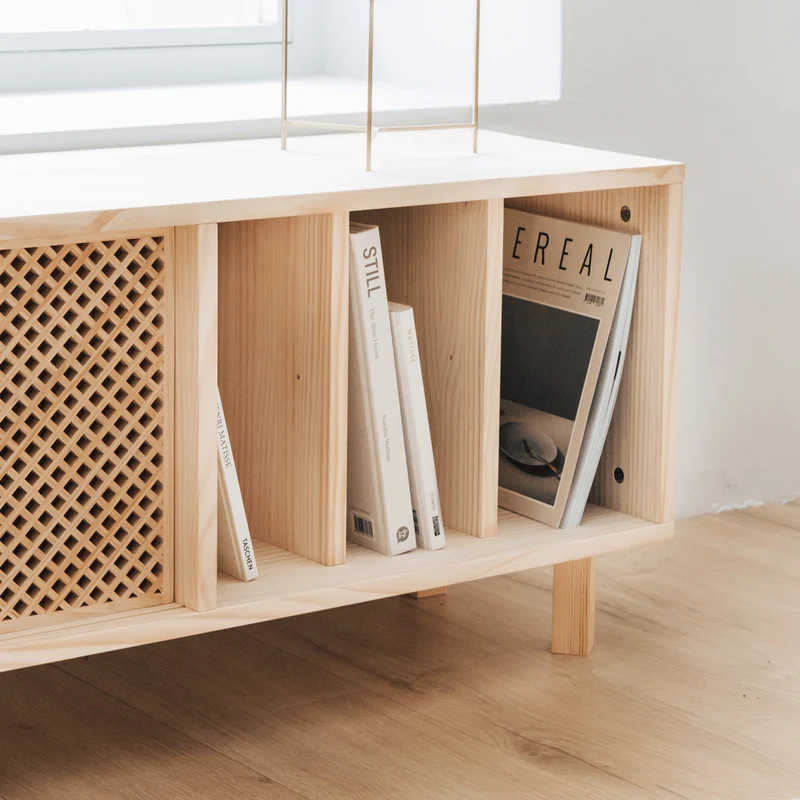 Saura TV stand of pine with 2 lattice doors 170 cm