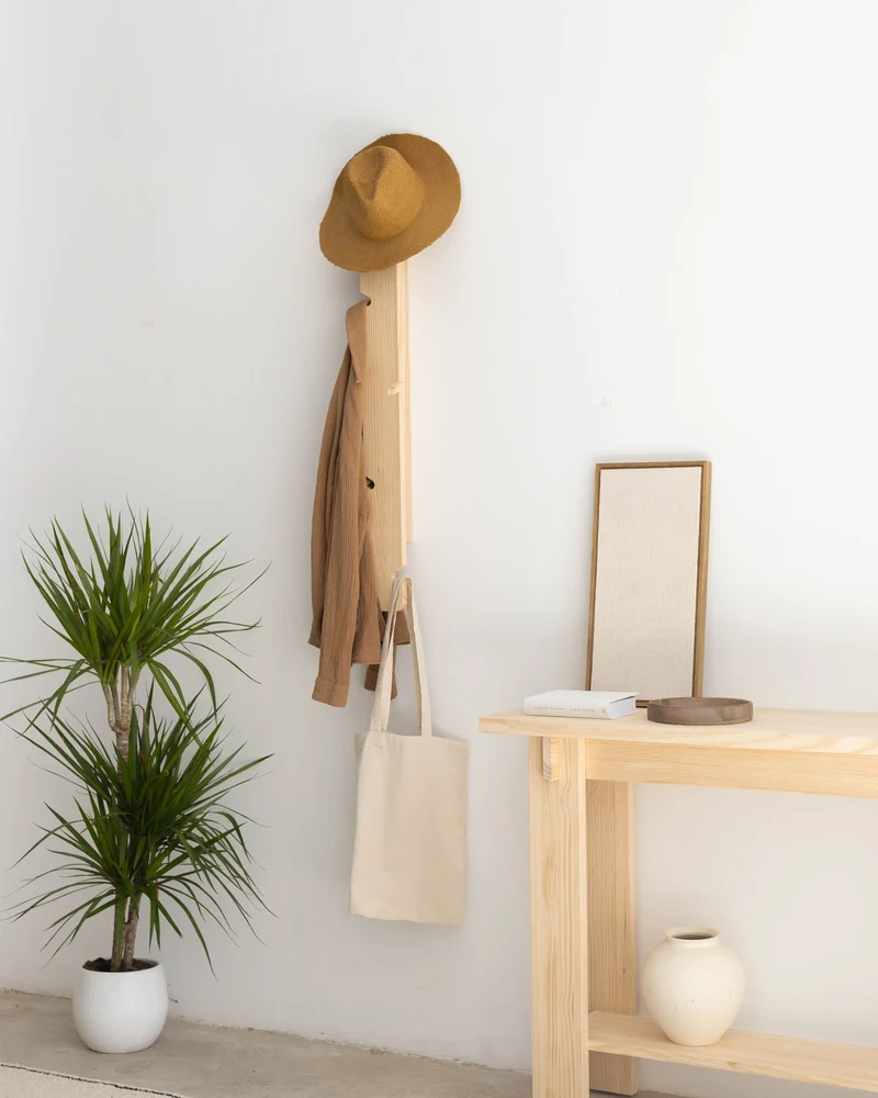 Wall coat rack Saona in solid pine wood 100 cm
