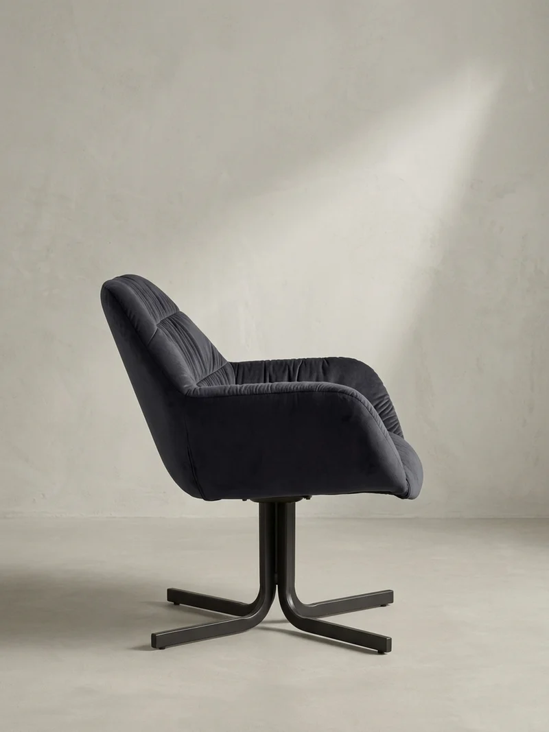 Loungesessel Samt mit Armlehnen und Metallgestell, gepolsterter Schalensitz, 64x68x74 cm