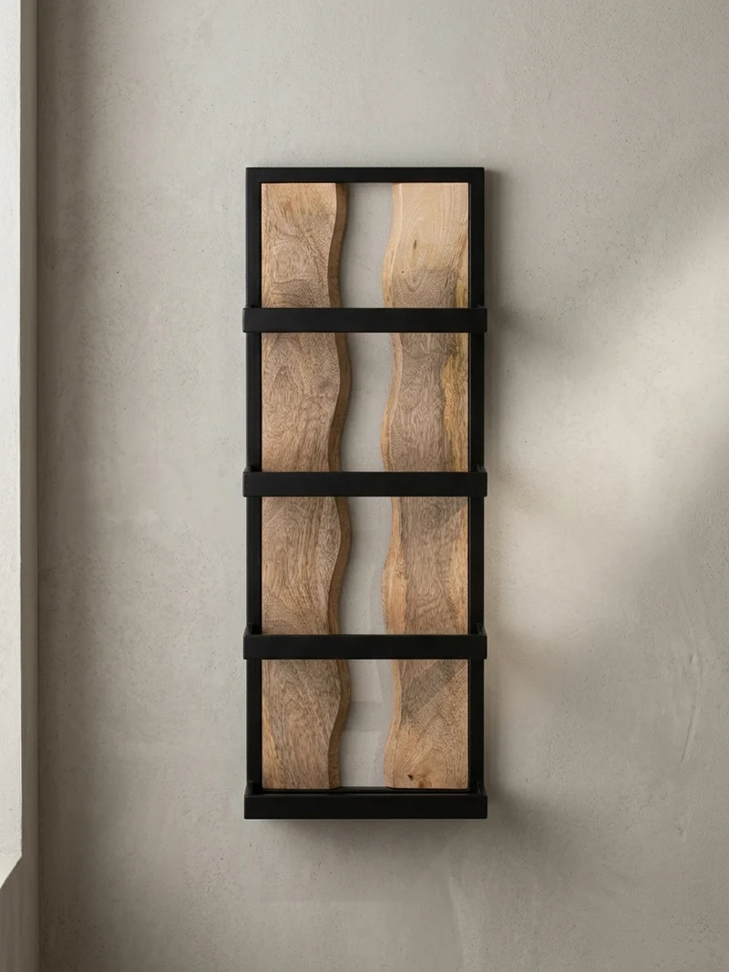 Wandregal Mango Massivholz Metall Industrial Stil 30x80x10 cm Rechteckig mit 4 Ablagen und Wellenmuster