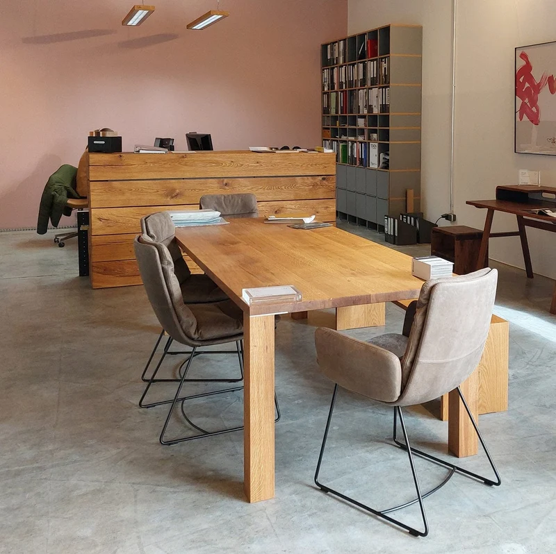 PLAIN Tisch aus massiver Wildeiche LxBxH: 240 x 100 x 75 cm