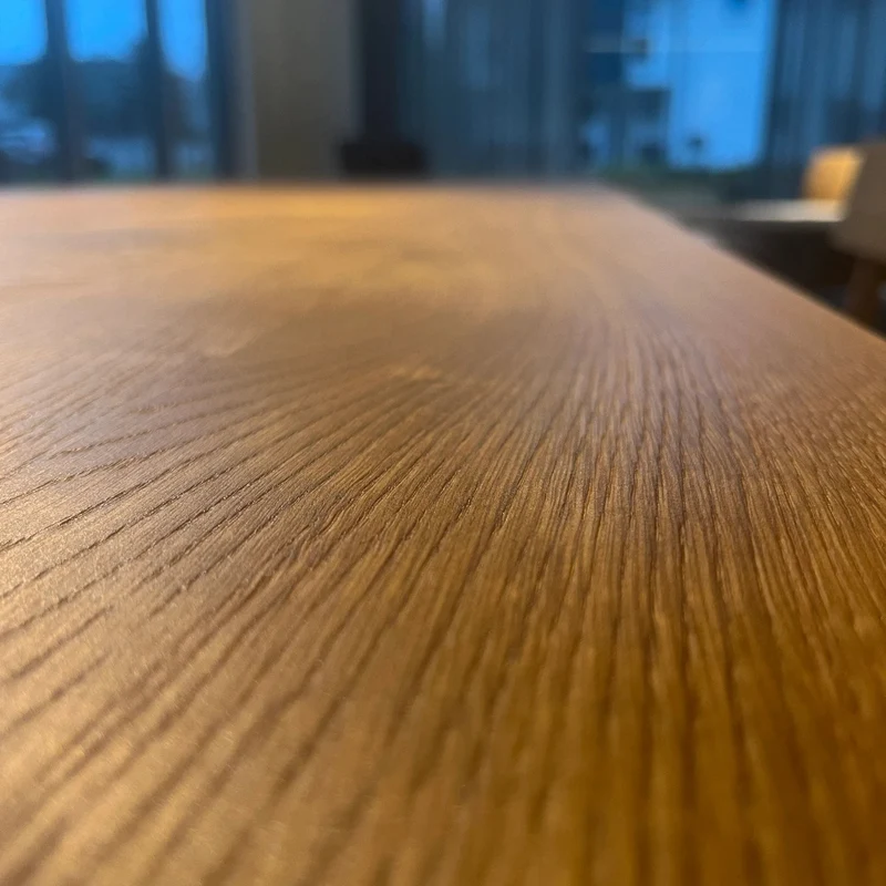 PLAIN Tisch aus massiver Wildeiche LxBxH: 240 x 100 x 75 cm