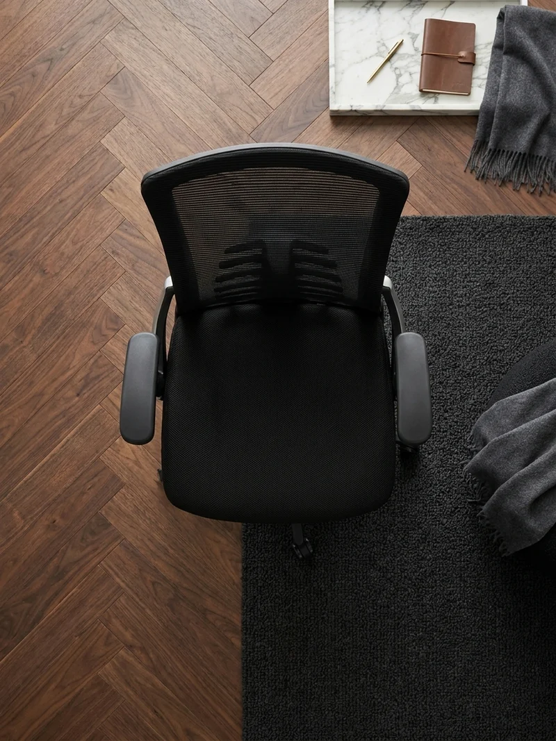 Bürodrehstuhl Schwarz Mesh mit Wippmechanik, 4-fach Lordosenstütze und Höhenverstellung