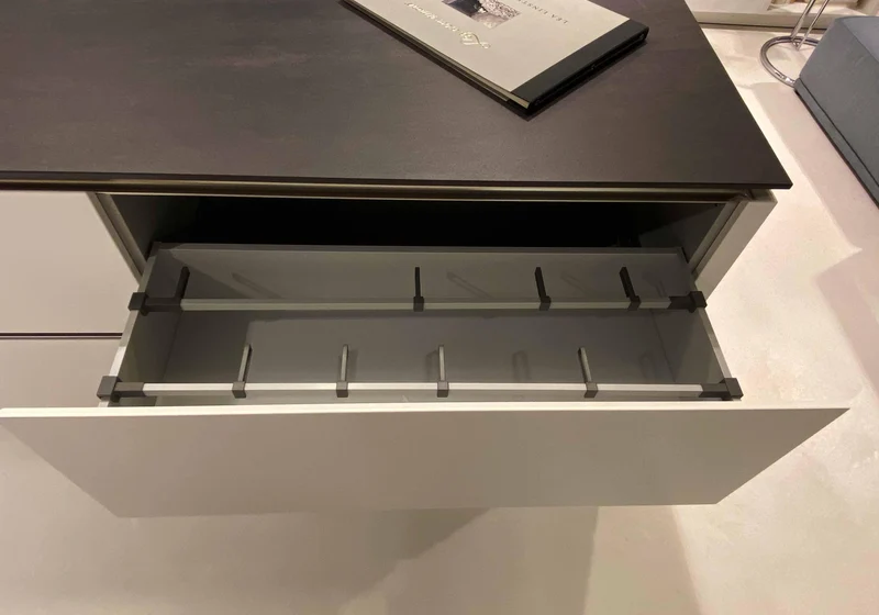Einbauküche 048 Lack Kunststoff Deckenweiß