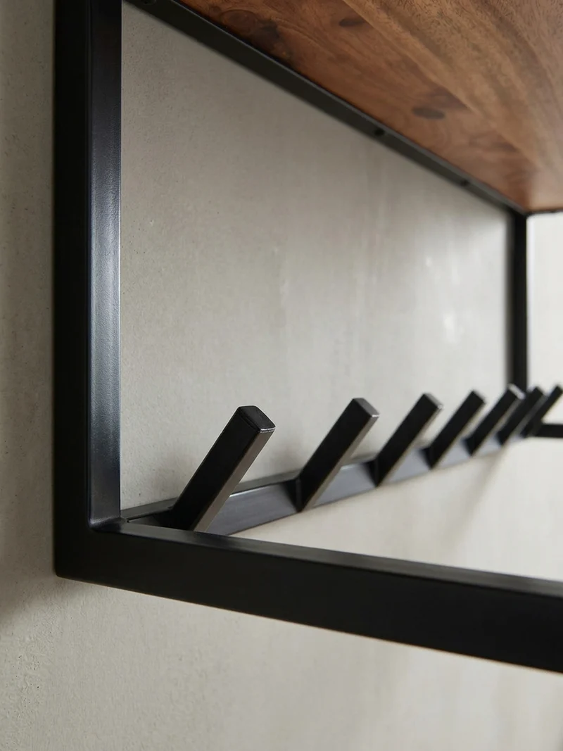 Wandgarderobe Akazie Massivholz Metall Modern mit Baumkante