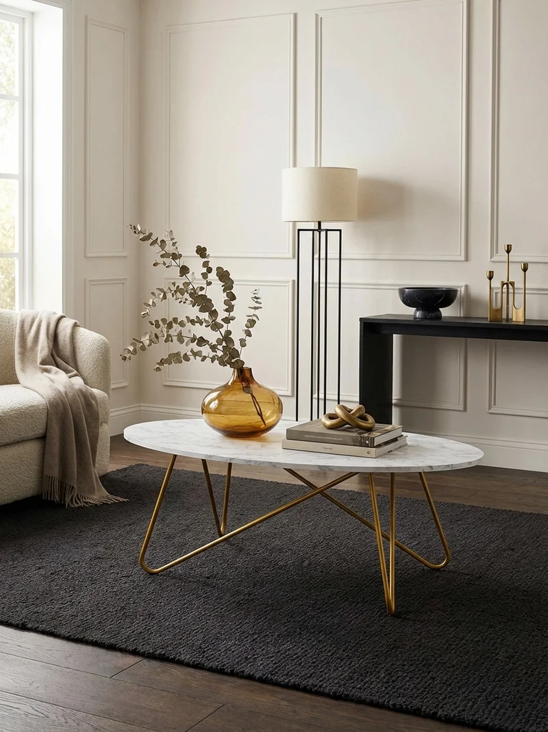 Couchtisch Oval in Marmor-Optik mit goldfarbenem Gestell, Maße 120x40x60 cm