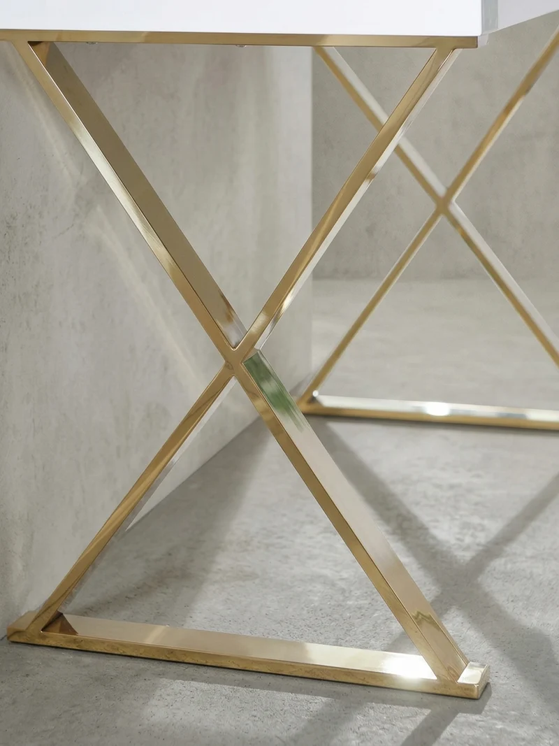 Schreibtisch – Weiß Hochglanz, goldene Beine, 2 Schubladen, modern