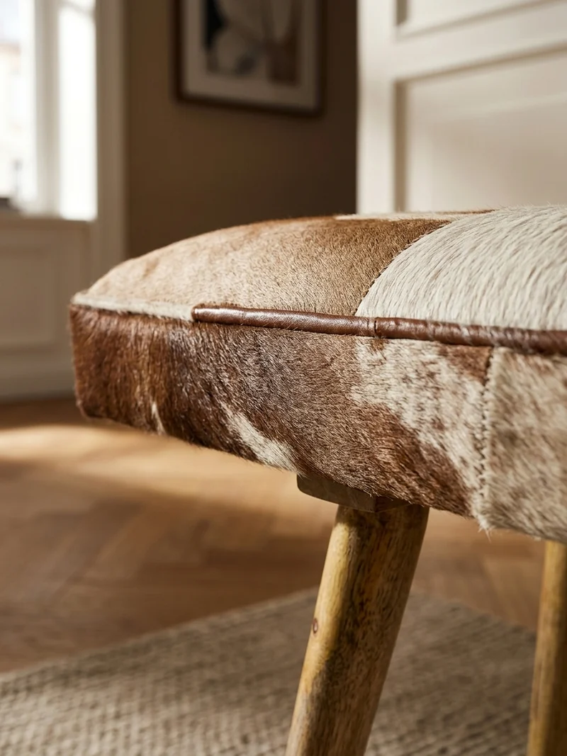 Sitzbank – Ziegenfell/Leder, Landhausstil, Mango Holz, 220 kg Belastbarkeit