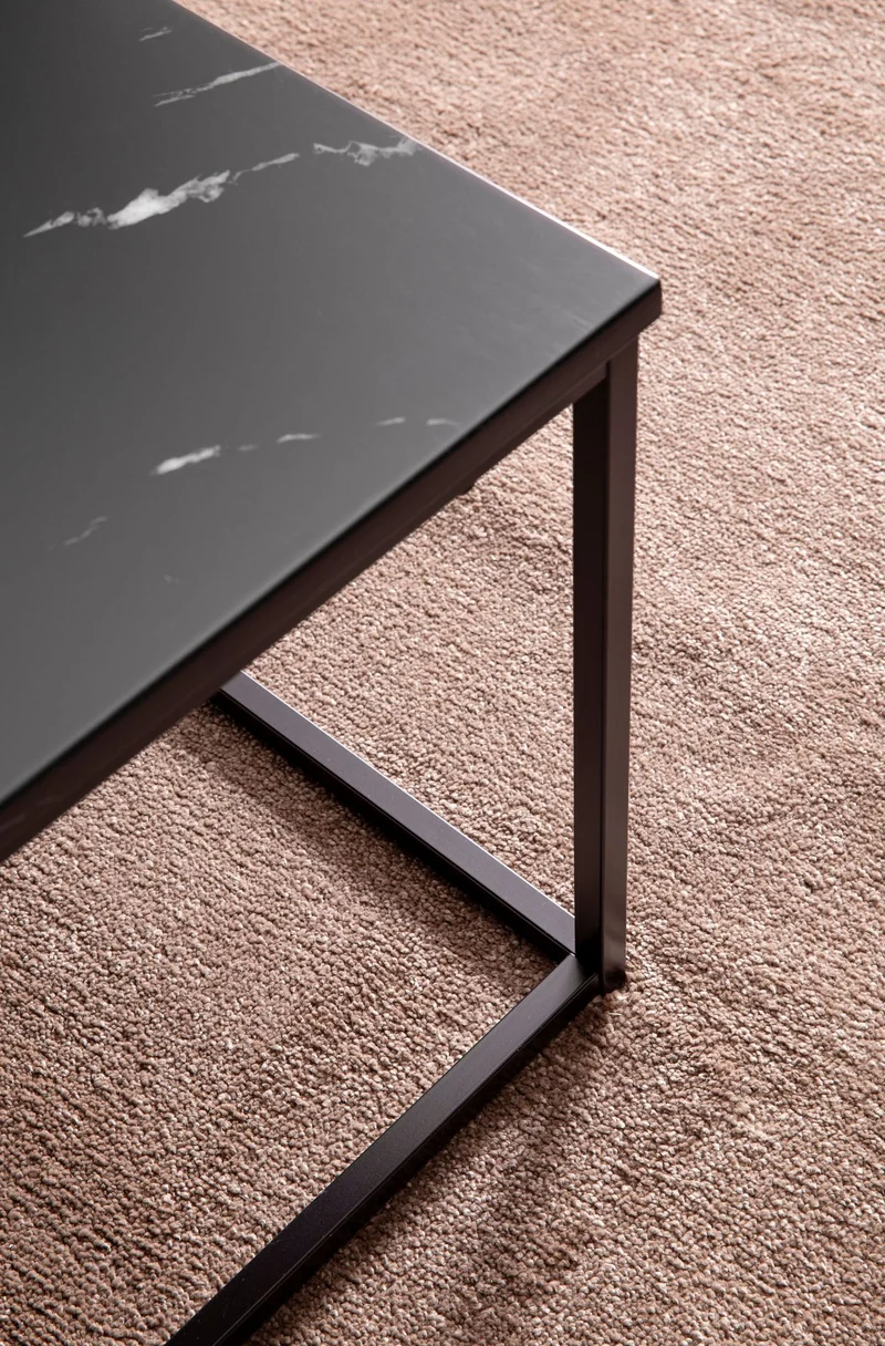 Couchtisch mit Marmor-Optik, Metallbeine, rechteckig, Serie