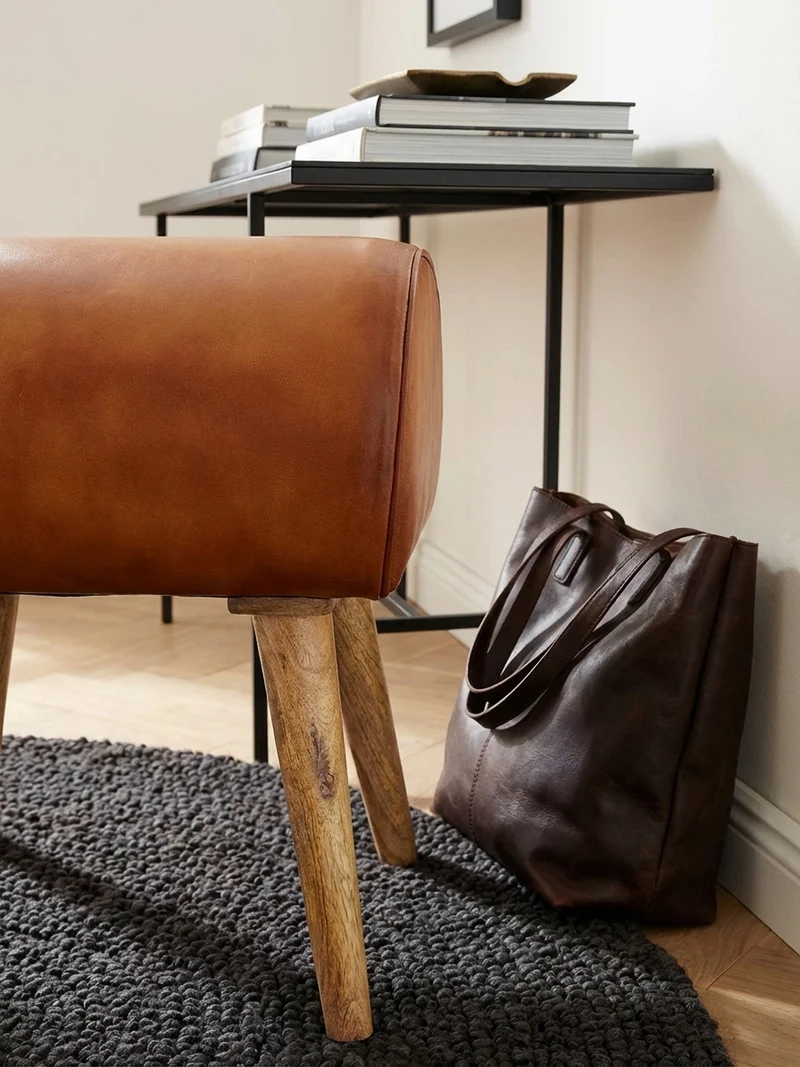 Sitzhocker – Echtleder/Massivholz, 45x53x40 cm, 120 kg Belastbarkeit