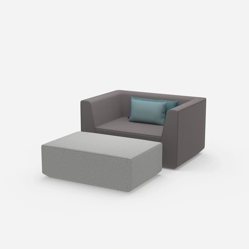 Sessel mit Fußablage dazu