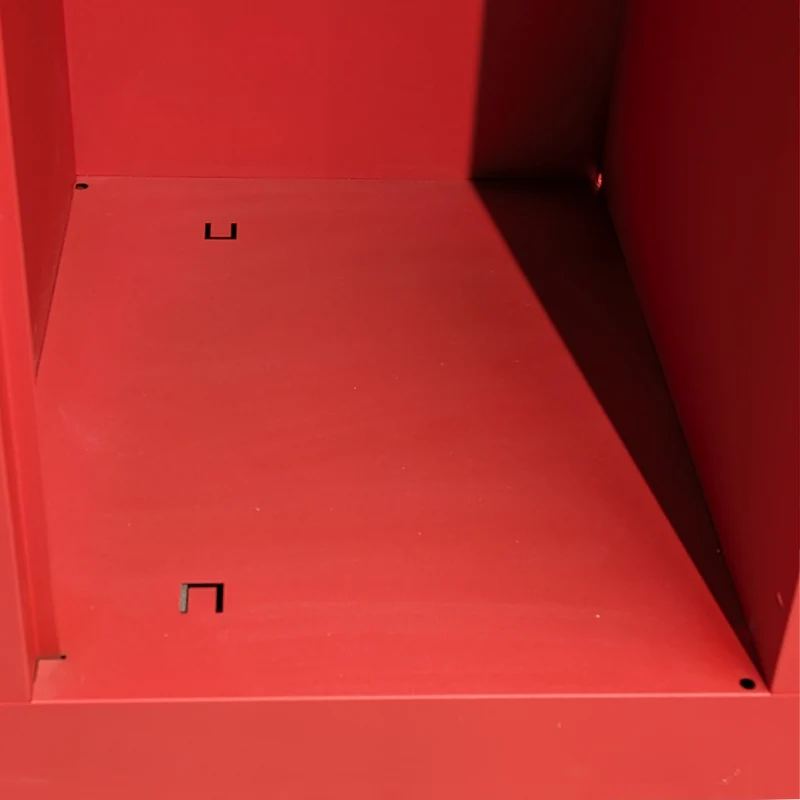 Feuerwehrschrank 1-Abteil Feuerrot – optional mit Zubehör