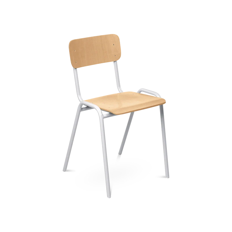 Holz-Stapelstuhl mit normaler Sitzfläche (370 mm)