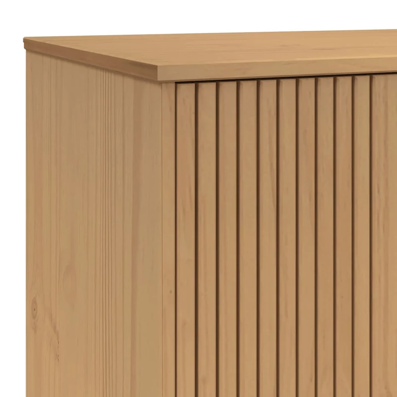 Holz-Kleiderschrank im skandinavischen Design, 2-türig