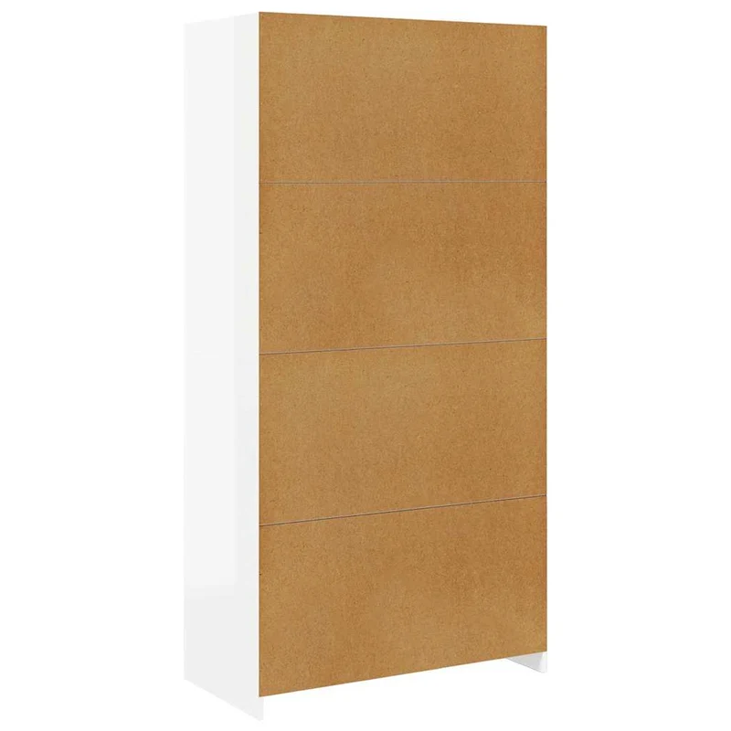 Offener Kleiderschrank mit Fächern und Kleiderstange