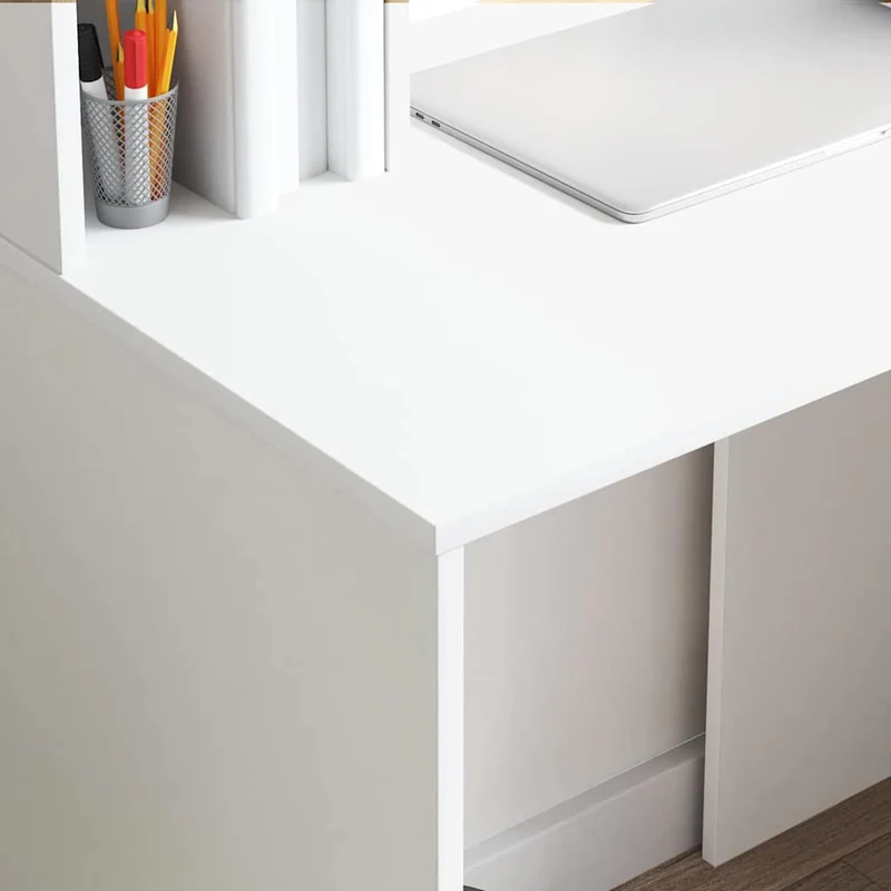 Toller Schreibtisch für kleine Räume, mit hohem Regal