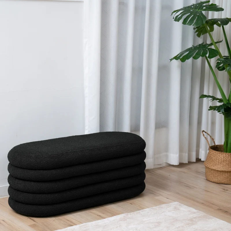 BLOSSOM XL Hocker mit Stauraum und Boucle-Bezug