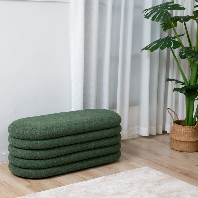 BLOSSOM XL Hocker mit Stauraum und Boucle-Bezug