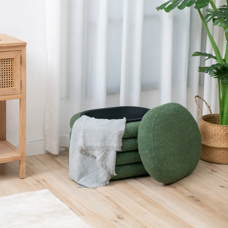 BLOSSOM S Hocker mit Stauraum und Boucle-Bezug